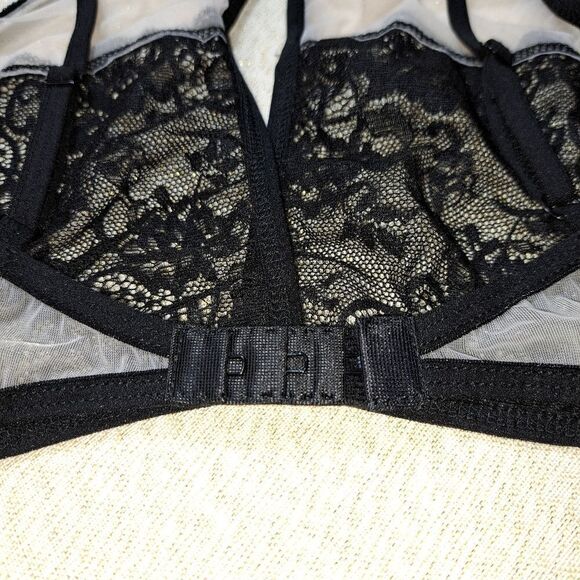 NWT Daydream Nation/Dolls Kill Bralette - Picture 8 of 12